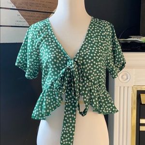 Green tie flower top
